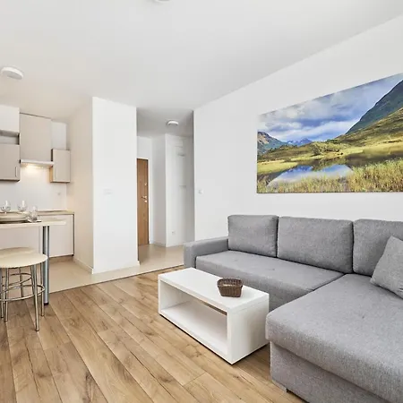 아파트 Krakowska 39 With Ac & Parking & Loggia By Renters *