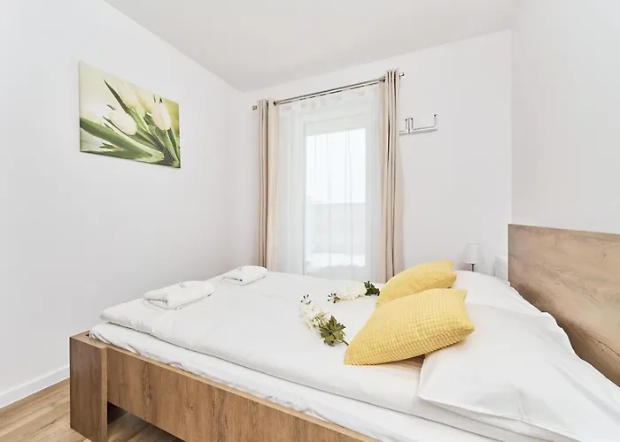 Apartamento Krakowska 39 With Ac & Parking & Loggia By Renters Breslavia