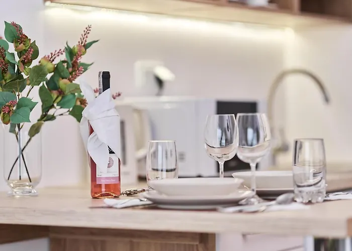 Krakowska 39 With Ac & Parking & Loggia By Renters Apartamento Breslavia